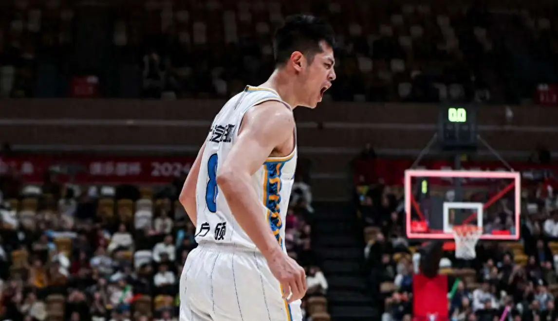 包含北京首钢训练开放日,今晚更衣室发声引欢呼,CBA常规赛在即,年轻球员得到机会的词条 包含北京首钢训练开放日,今晚更衣室发声引欢呼,CBA常规赛在即,年轻球员得到机会的词条