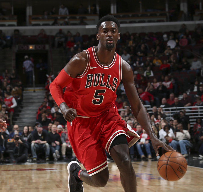 NBA总决赛赛程吃紧，芝加哥公牛赛后止住颓势，更衣室稳定，阵容厚度经受考验的简单介绍